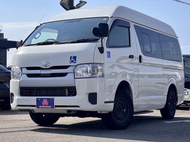 レジアスエースバン Bタイプ 車いす2名 4WD