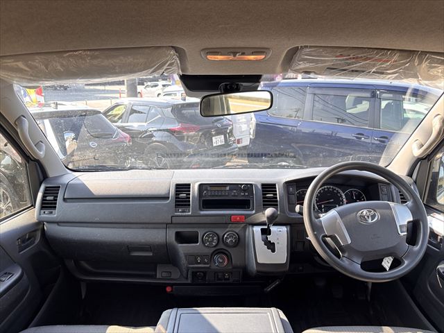 レジアスエースバン Bタイプ 車いす2名 4WD