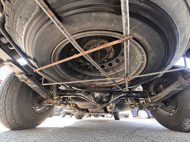 レジアスエースバン Bタイプ 車いす2名 4WD