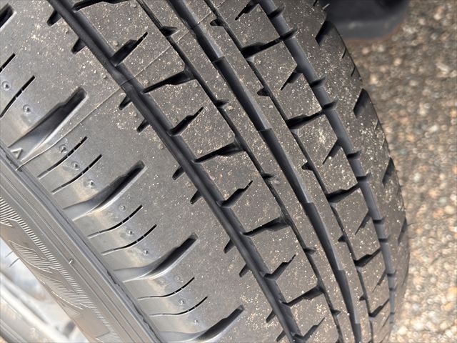 レジアスエースバン Bタイプ 車いす2名 4WD