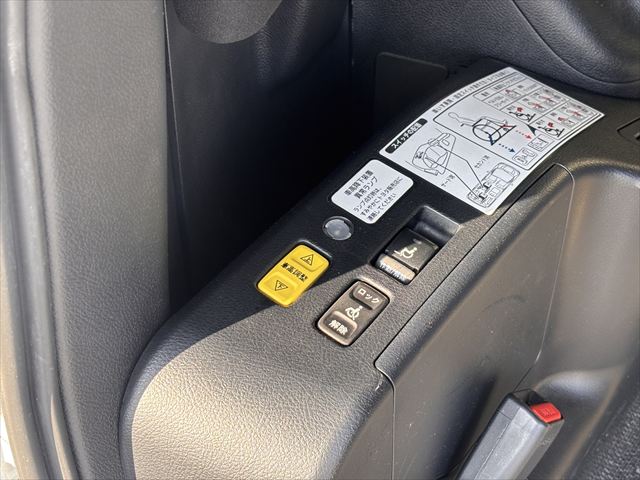 ノア タイプ1 車いす2名仕様