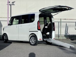 N-BOX スロープ 4WD