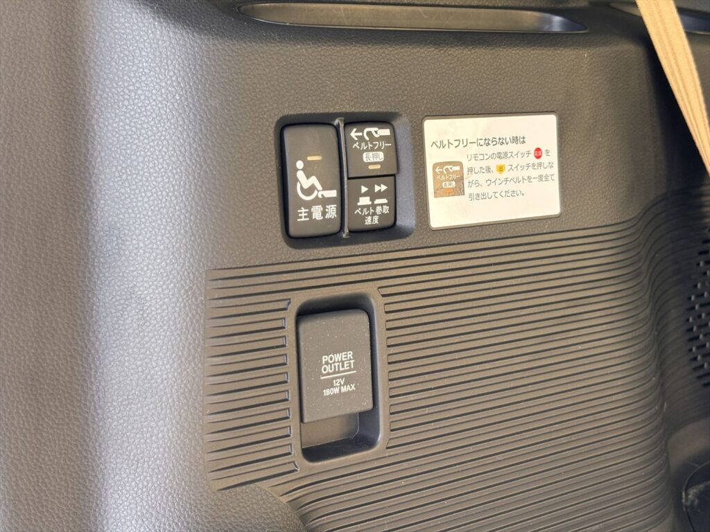 N-BOX スロープ 4WD