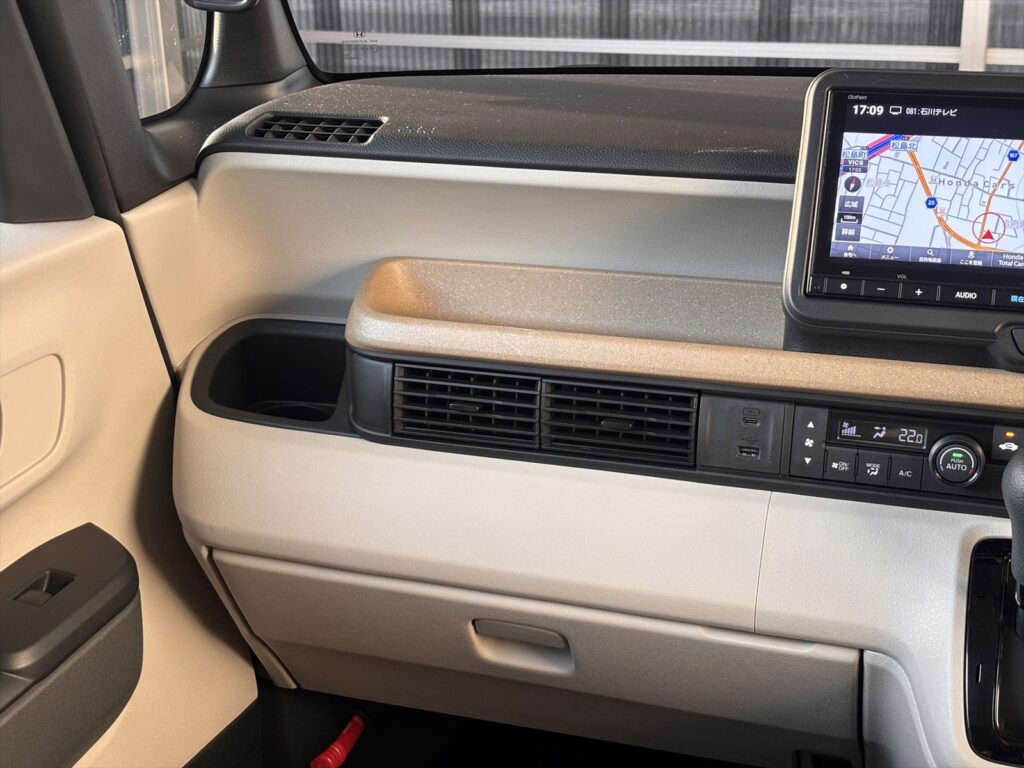 N-BOX スロープ 4WD