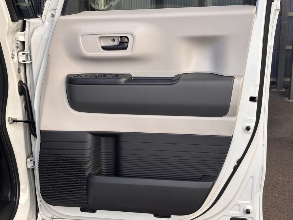 N-BOX スロープ 4WD
