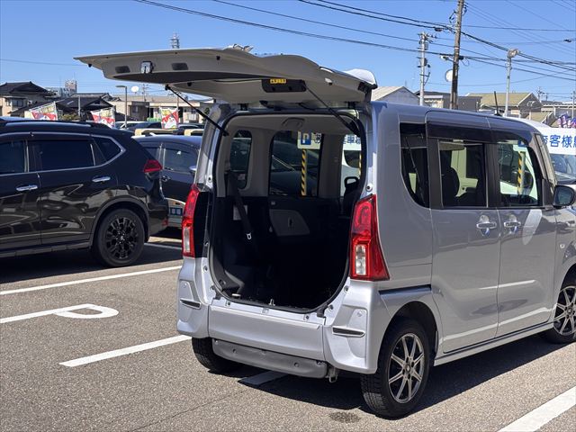 タント X スローパー ターンシート付